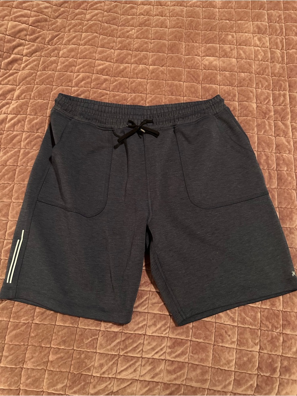 Kenneth Cole Active Men's Charcoal Athletic Drawstring Short Reflective Trim